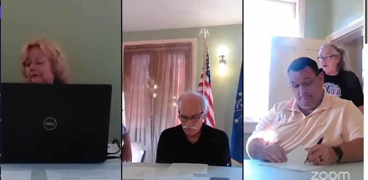 Livestreaming local meetings brings new accessibility